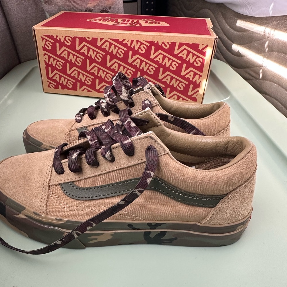 Boys vans